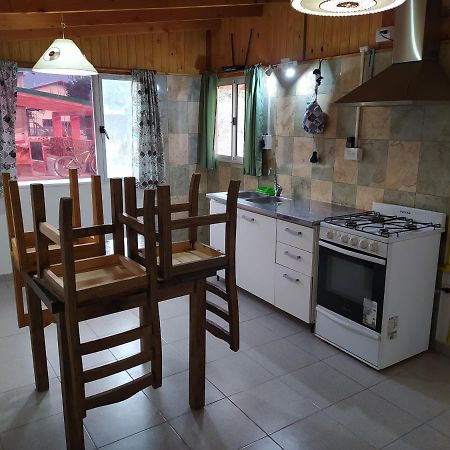 לאגו פואלו Huellas Hostel מראה חיצוני תמונה