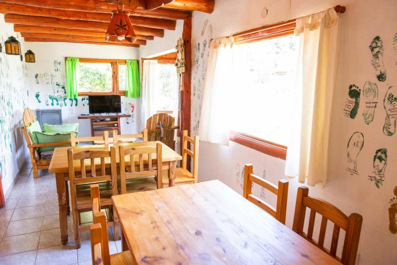 לאגו פואלו Huellas Hostel מראה חיצוני תמונה
